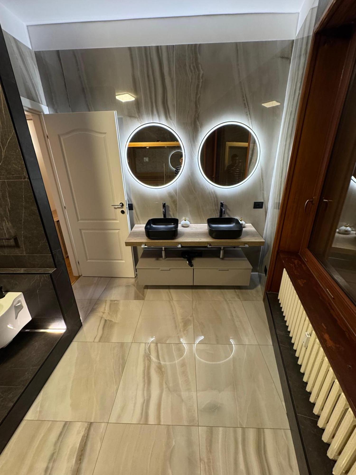 Free Parking - Bolivar Grand Sauna